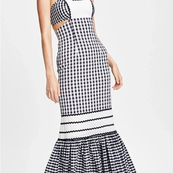 Black and White Gingham Dress - Picture 6 of 7